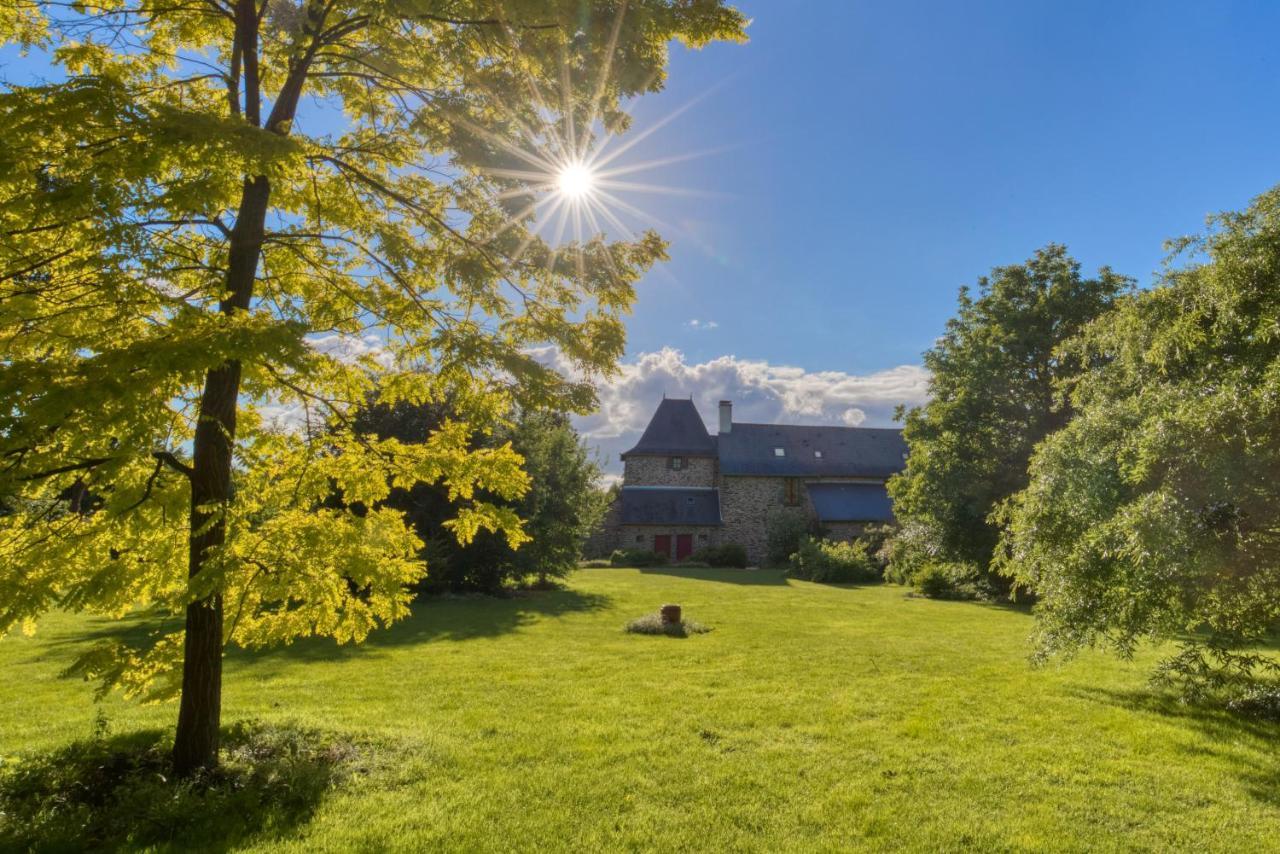 Manoir Le Courtillon Le Pont Rean Esterno foto